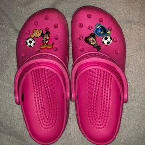 ADORABLE PINK CROCS